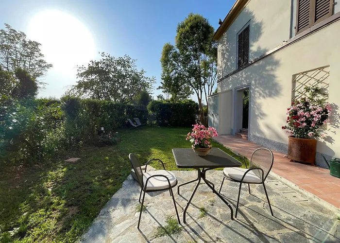 Carpineto1: Appartamento Con Giardino Vicino Siena